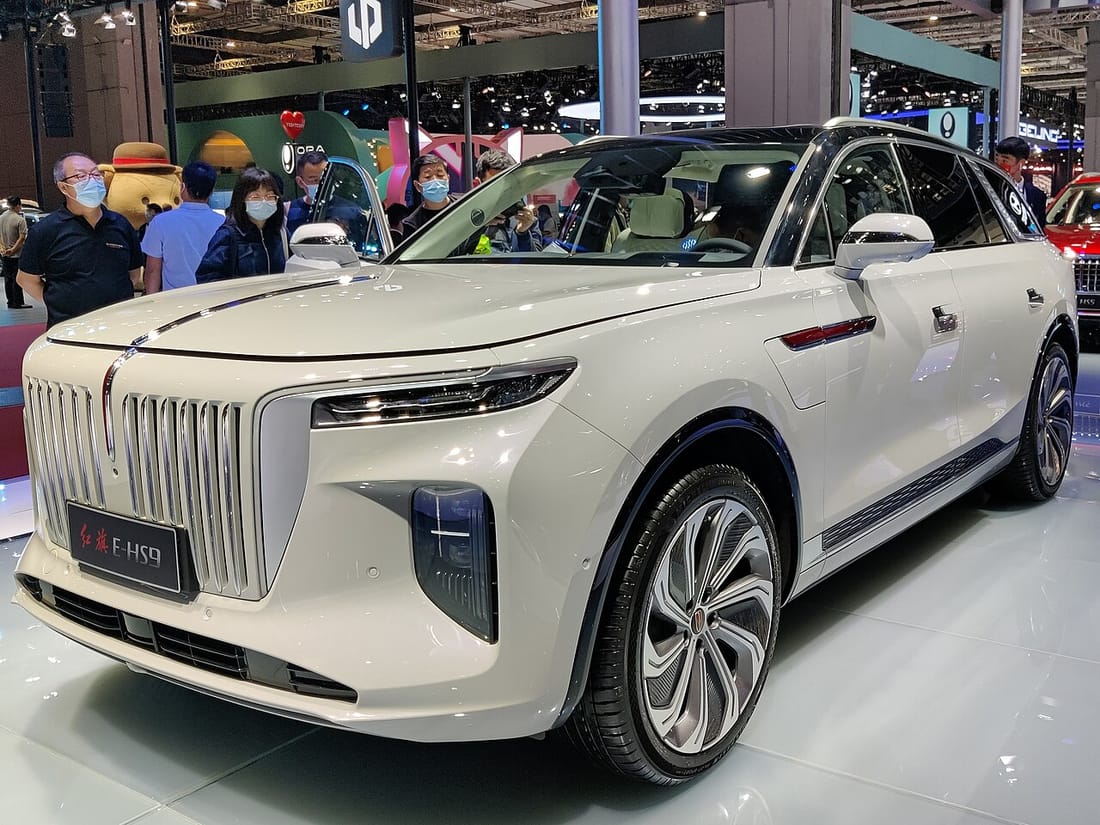 Hongqi E-HS9