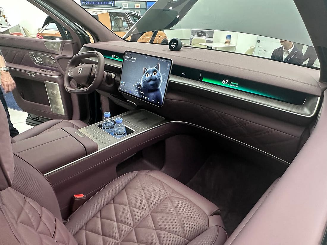 Nio ES9