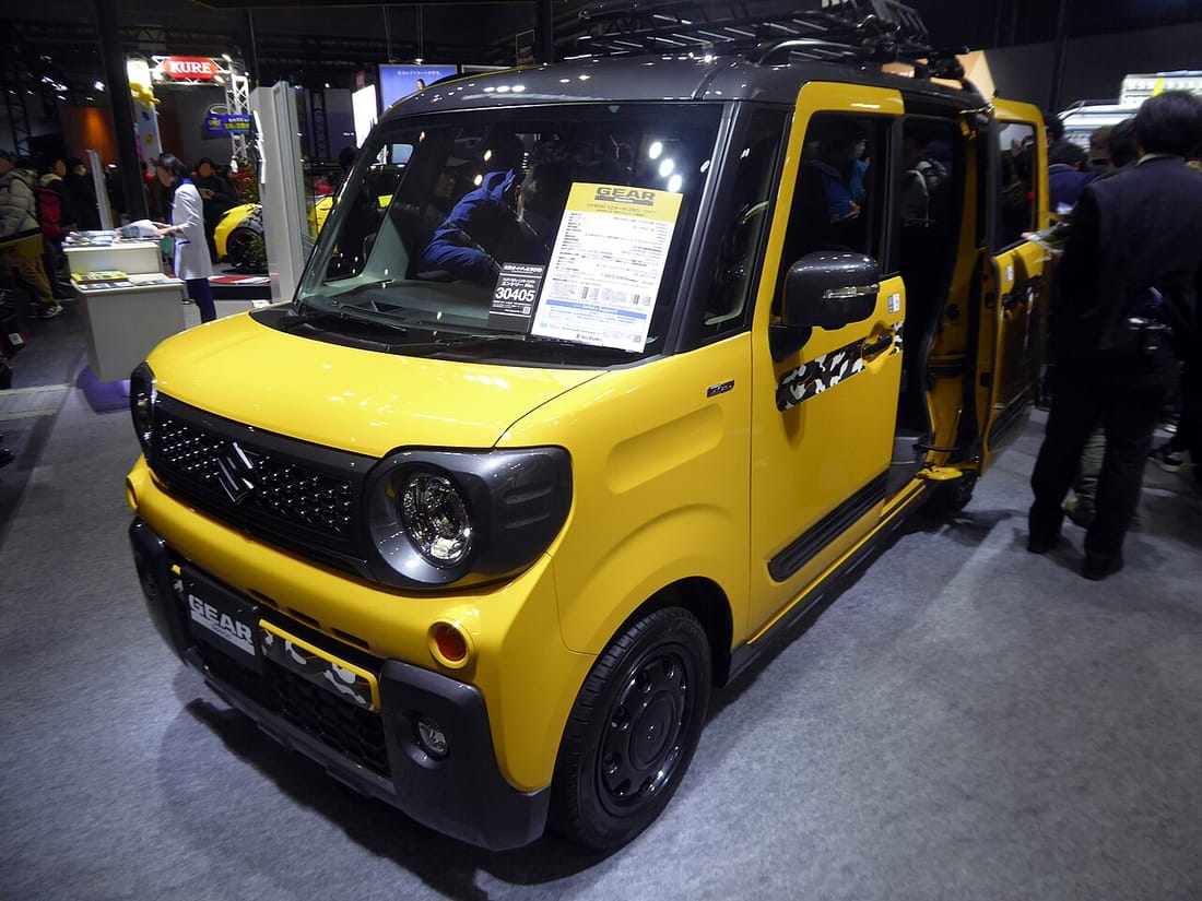Suzuki Spacia