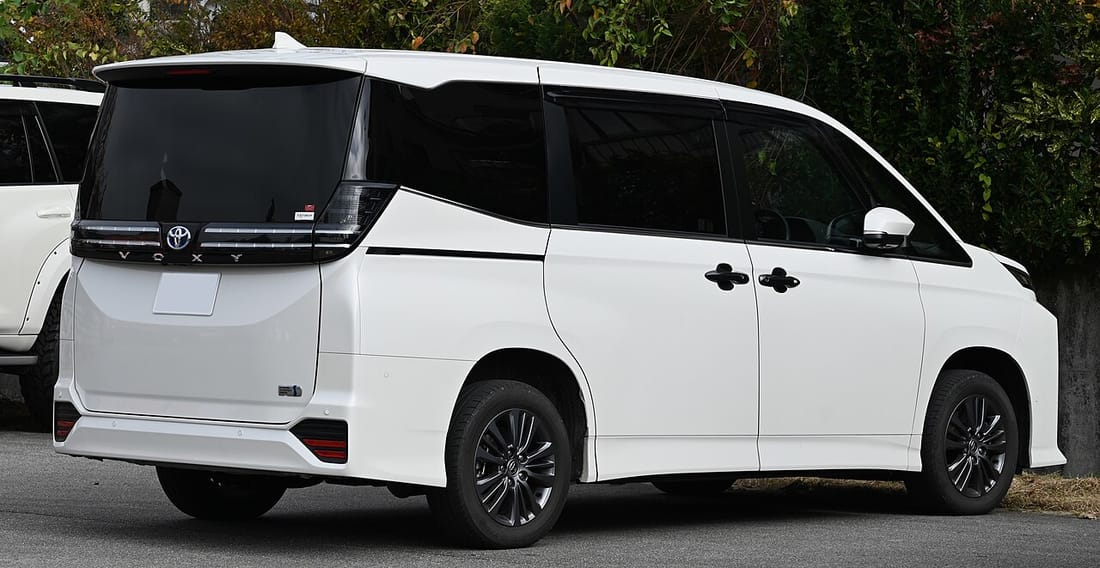 Toyota Noah / Voxy