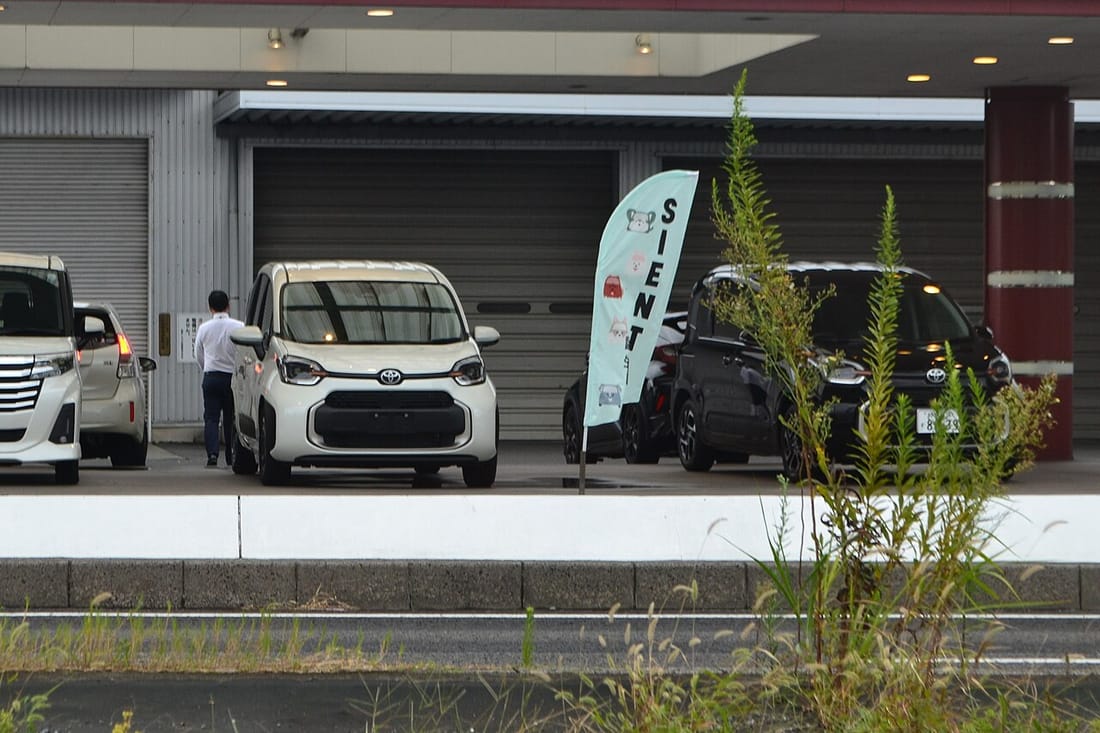 Toyota Sienta